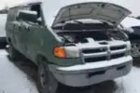 Photo of 1998 Dodge Ram Van