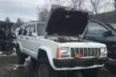Photo of 1996 Jeep Cherokee