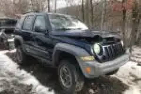 Photo of 2005 Jeep Liberty