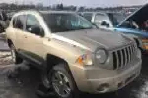 Photo of 2010 Jeep Compass