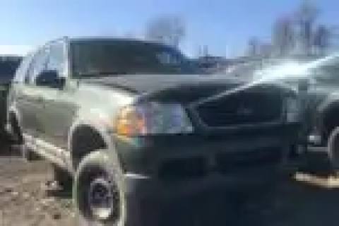 Photo of 2002 Ford Explorer