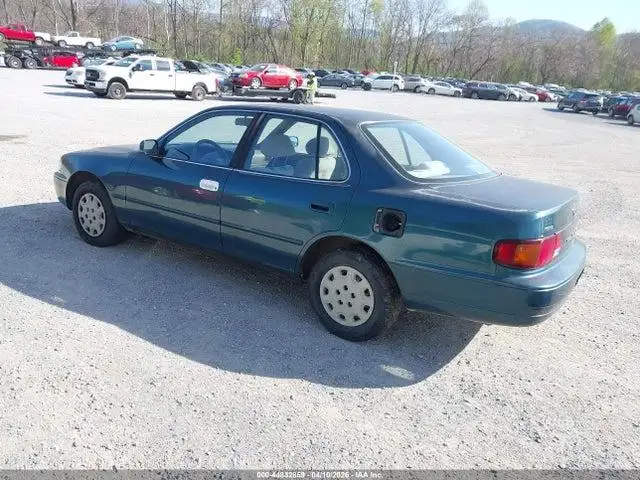 Photo of 1996 Toyota Camry