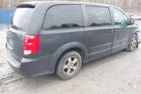 Photo of 2011 Dodge Caravan