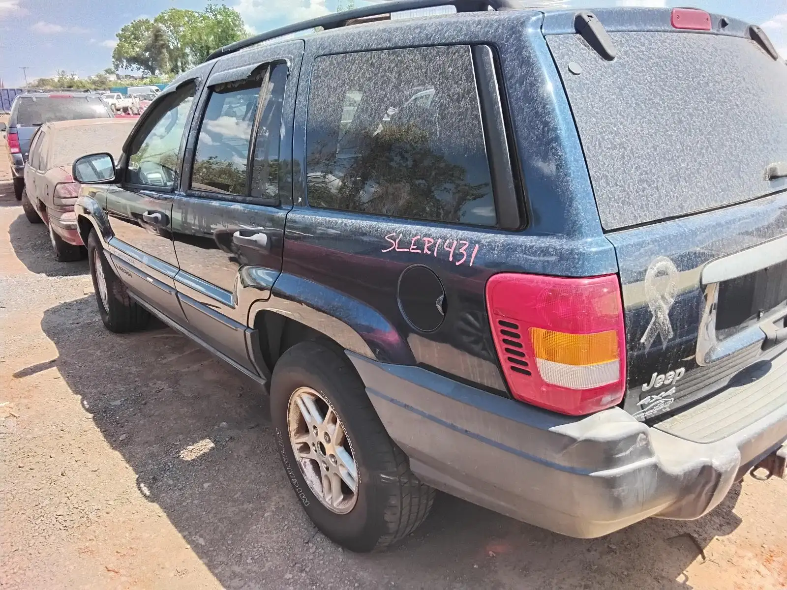 Photo of 2003 Jeep Grand Cherokee
