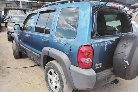 Photo of 2004 Jeep Liberty