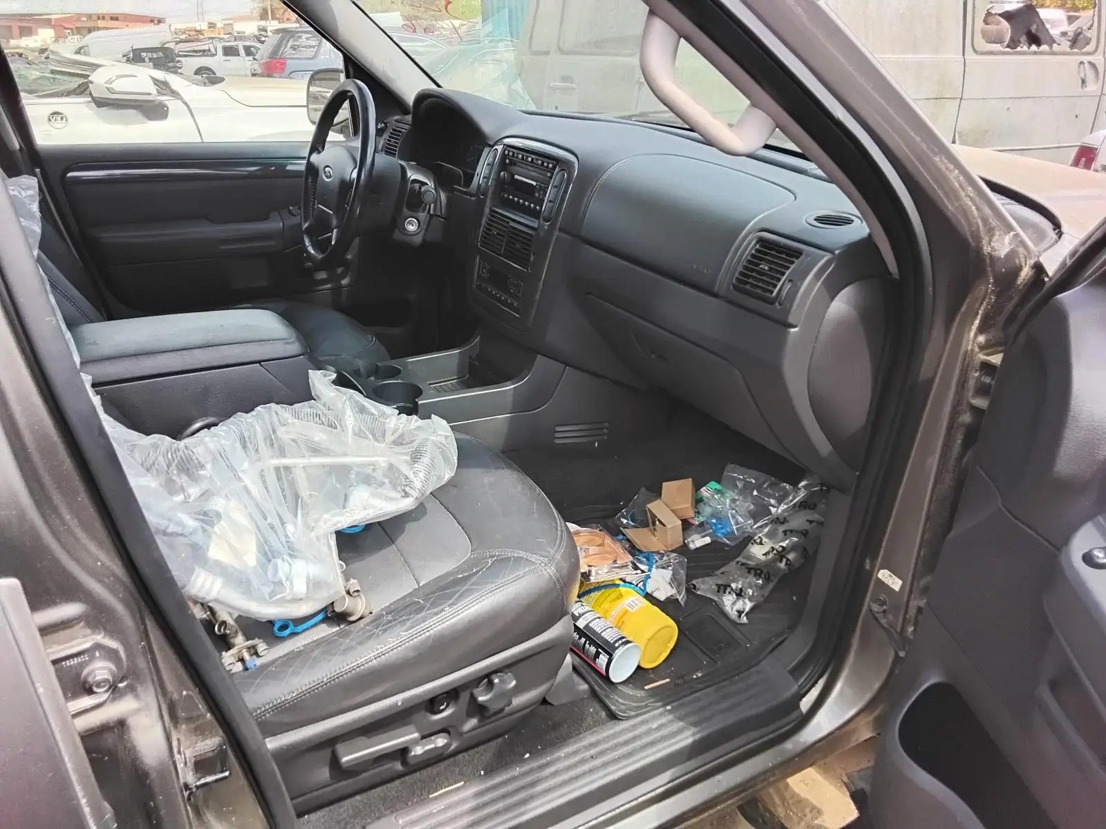 Photo of 2002 Ford Explorer