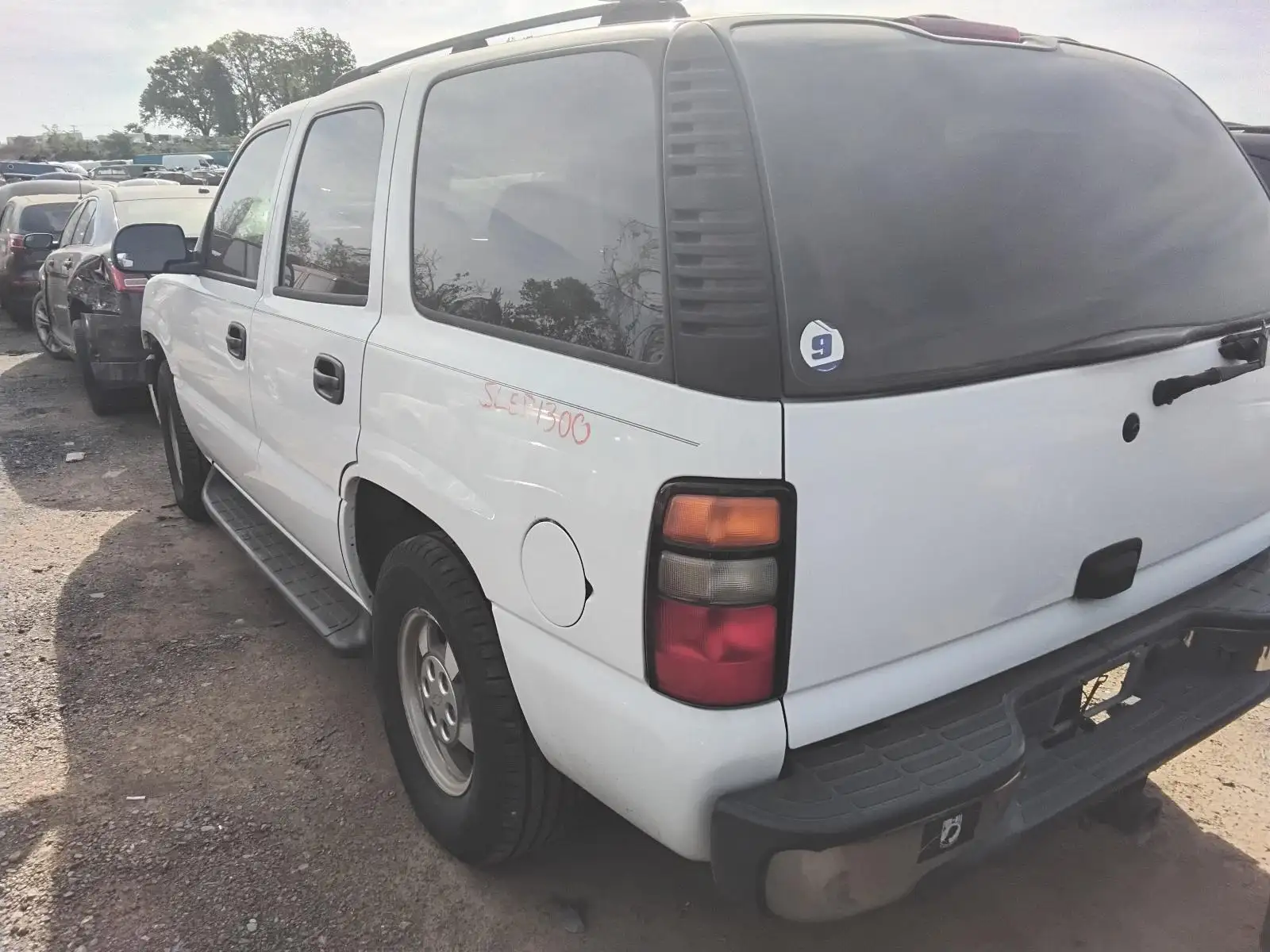 Photo of 2003 Chevrolet Tahoe