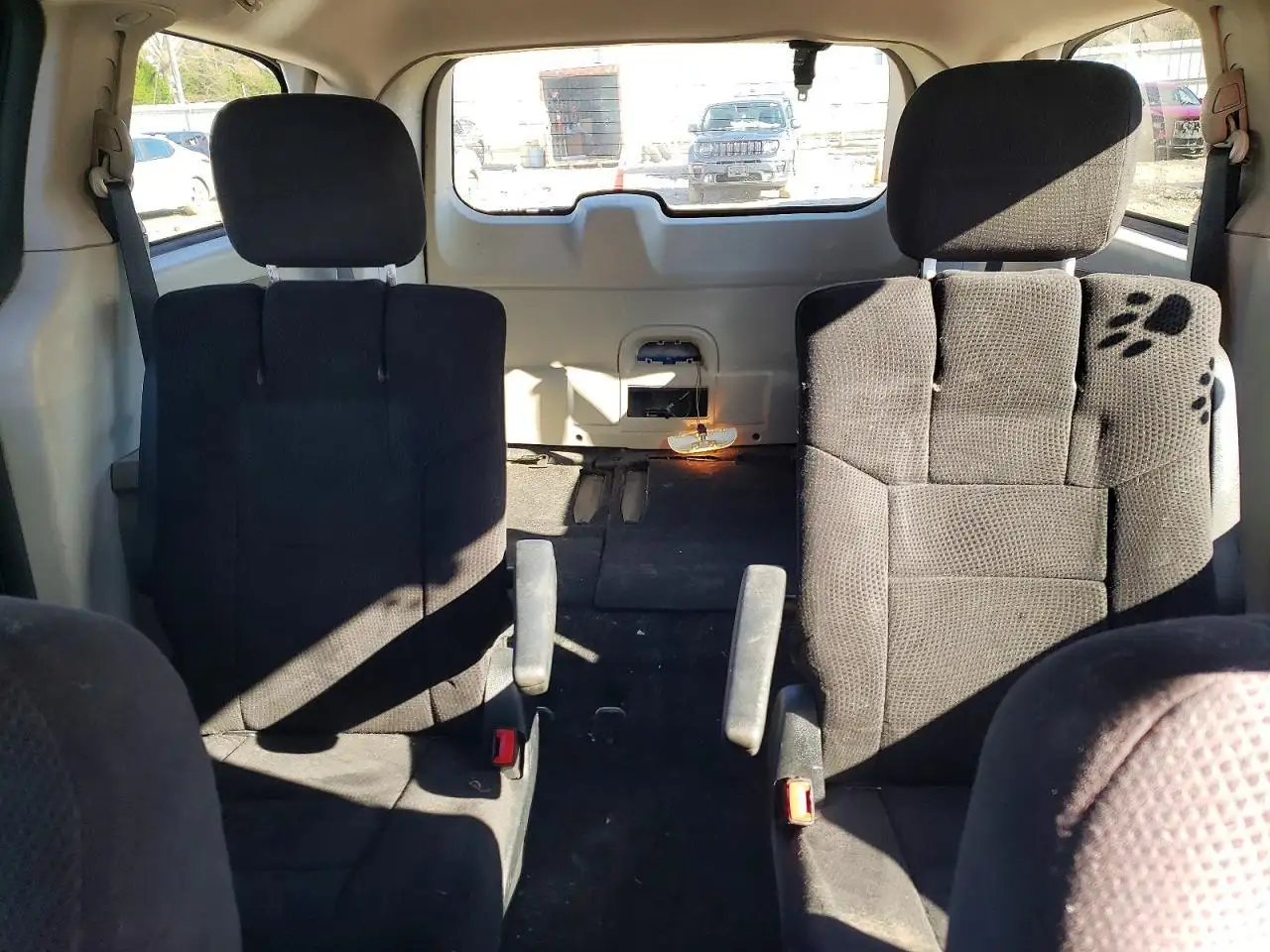 Photo of 2013 Dodge Caravan