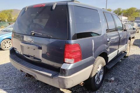 Photo of 2003 Ford Expedition
