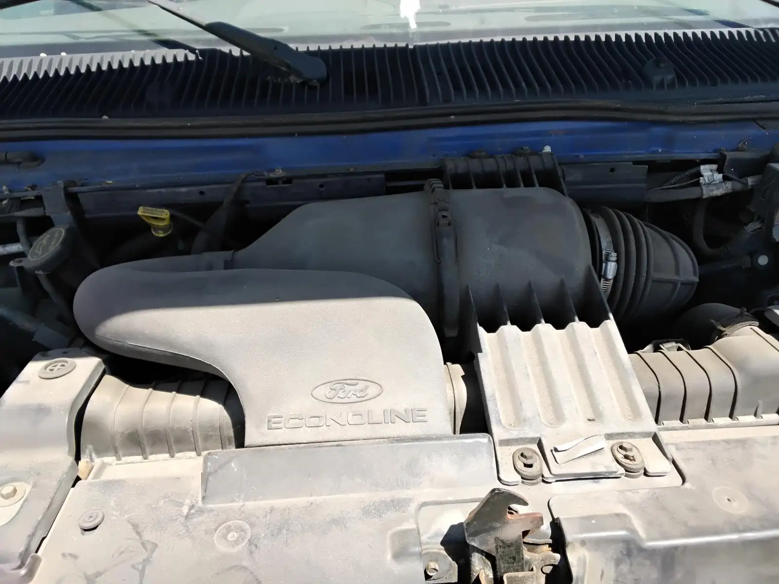 Photo of 2004 Ford Ford E250 Van