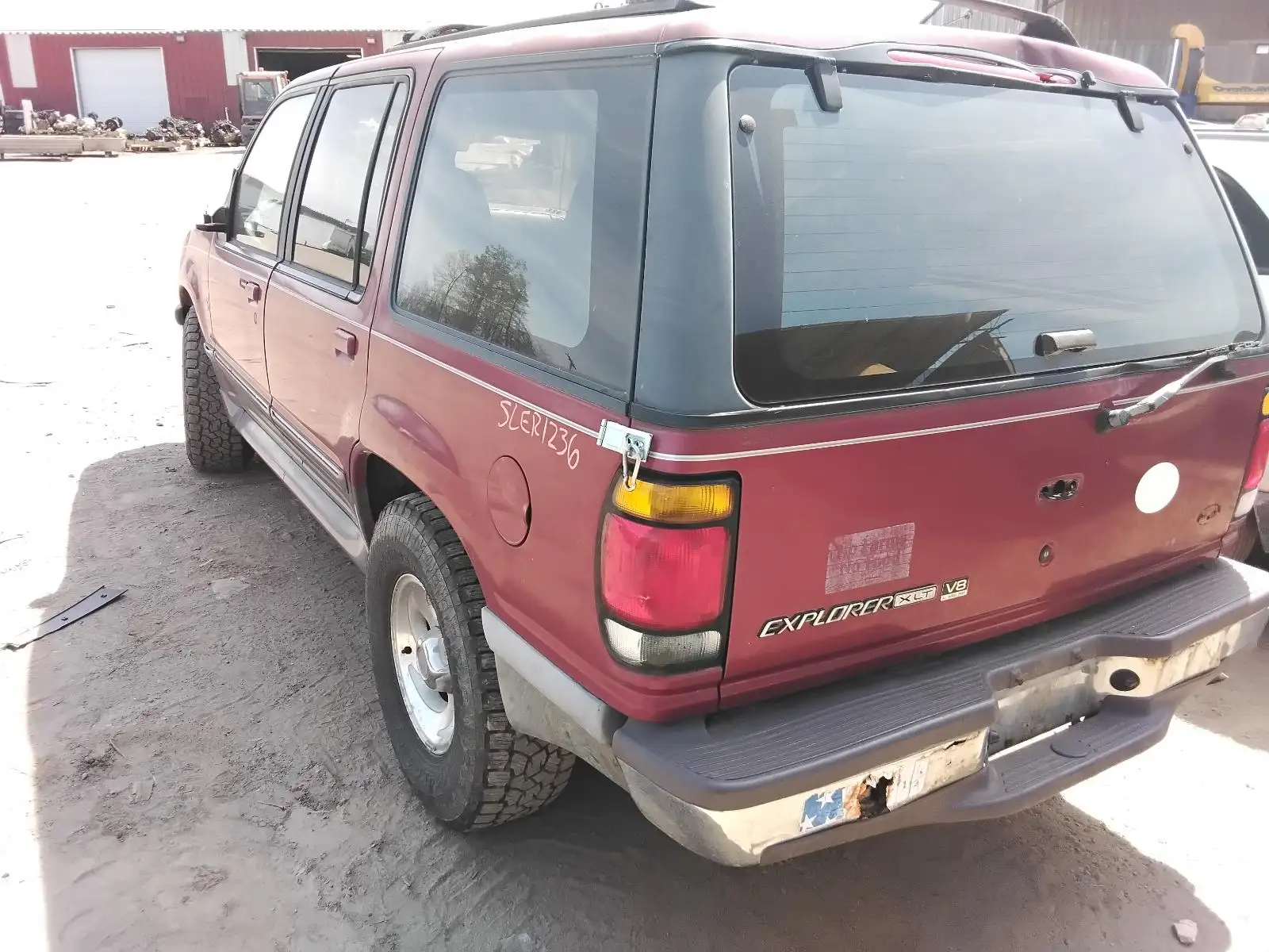 Photo of 1996 Ford Explorer