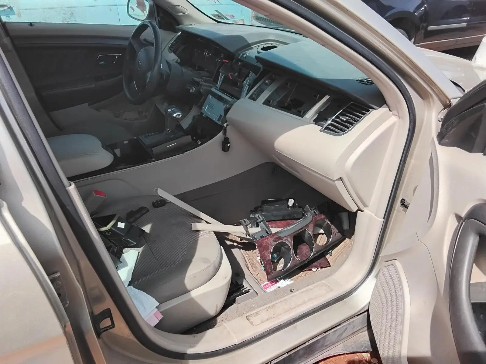 Photo of 2010 Ford Taurus