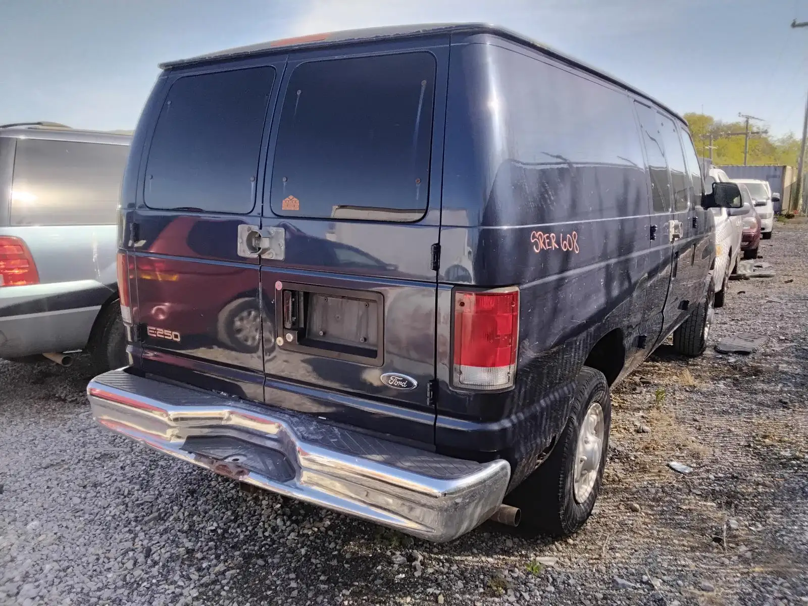 Photo of 2001 Ford Ford E250 Van