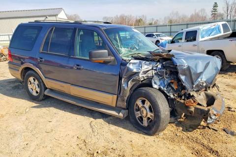 Photo of 2004 Ford Expedition
