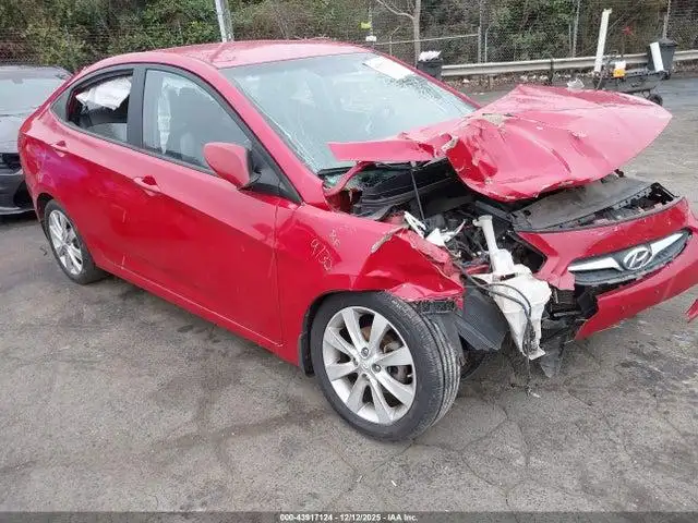 Photo of 2013 Hyundai Accent