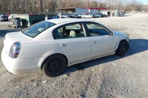 Photo of 2005 Nissan Altima