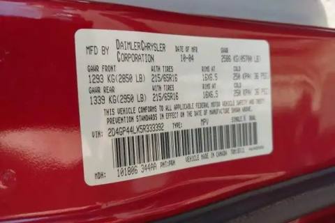 Photo of 2005 Dodge Caravan