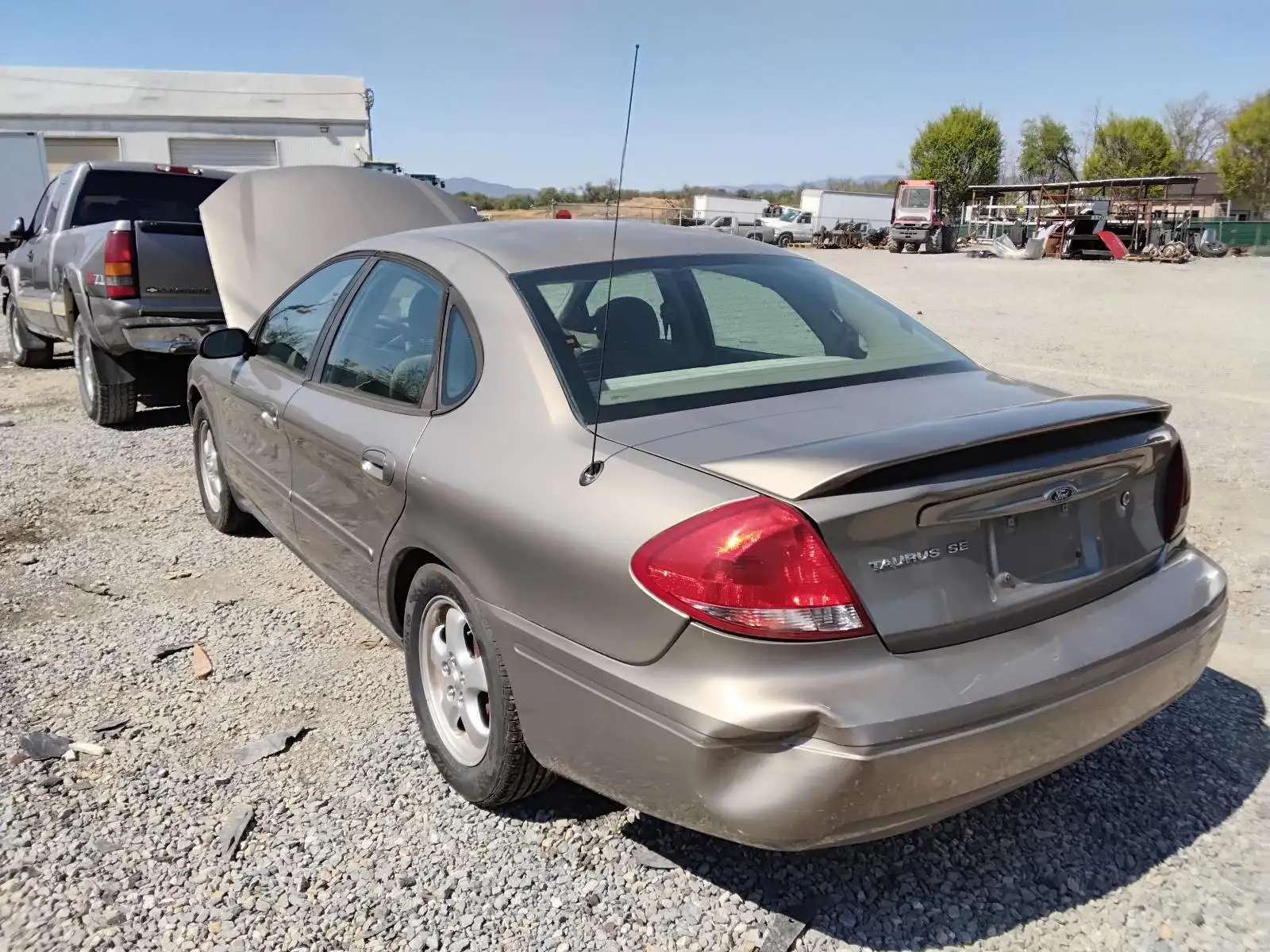 Photo of 2007 Ford Taurus