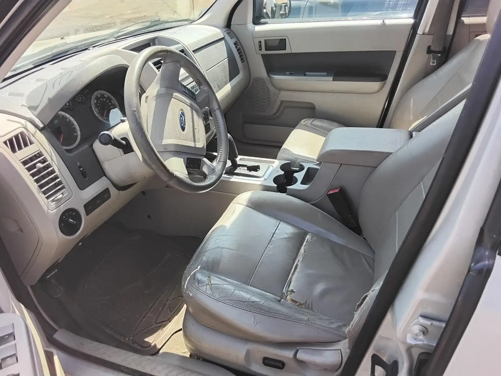 Photo of 2009 Ford Escape