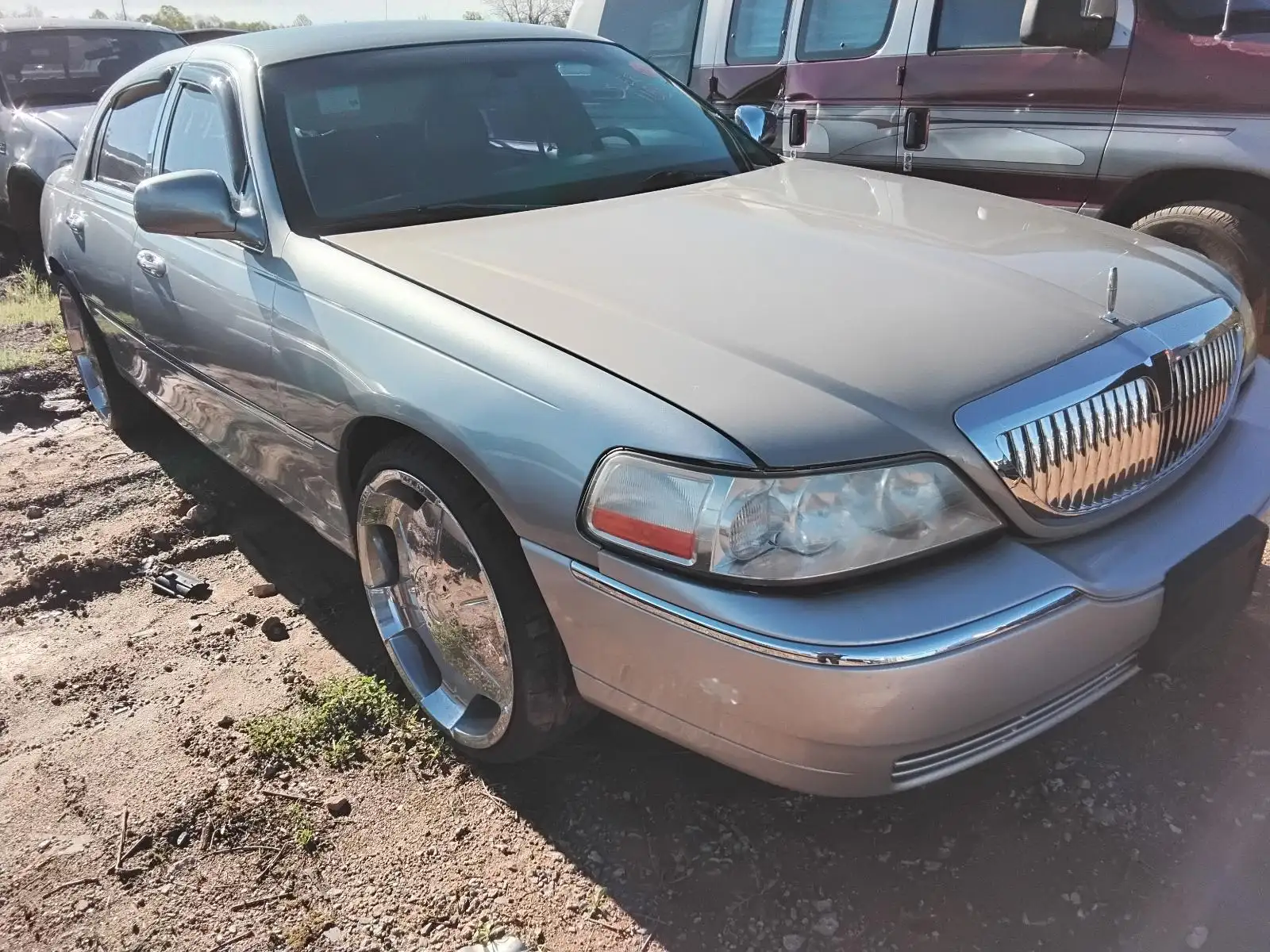 Photo of 2006 Lincoln Lincoln & Town Car
