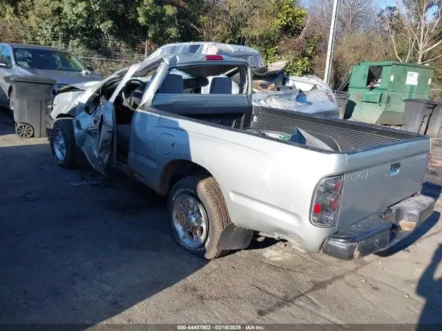 Photo of 2001 Toyota Tacoma