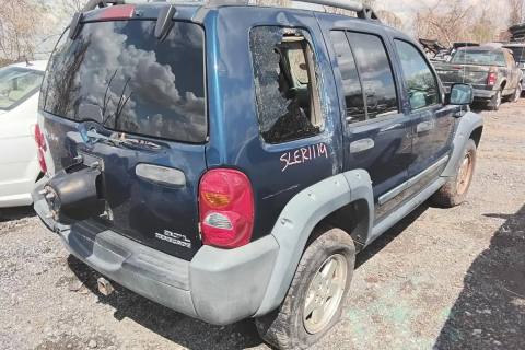 Photo of 2005 Jeep Liberty