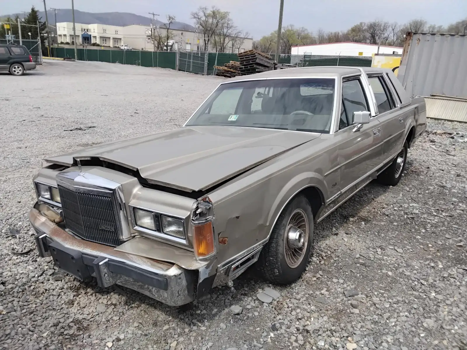 Photo of 1989 Lincoln Lincoln & Town Car