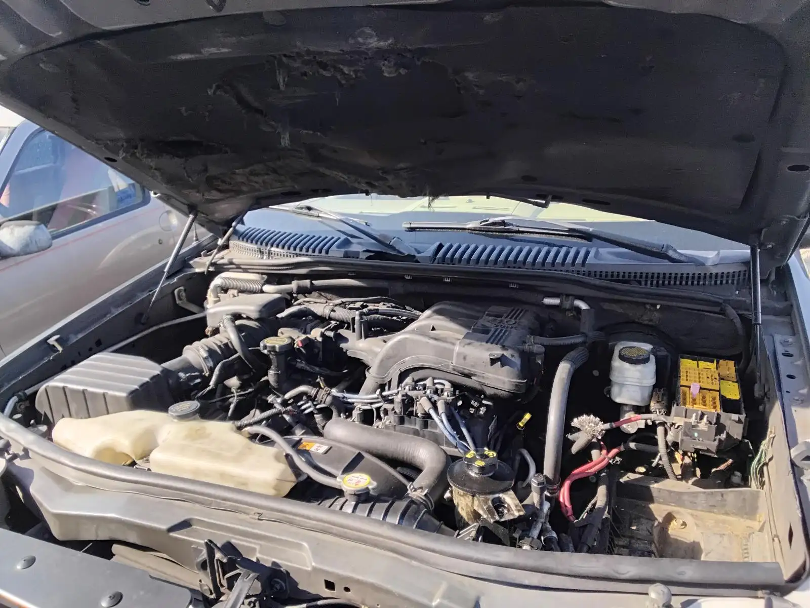 Photo of 2006 Ford Explorer