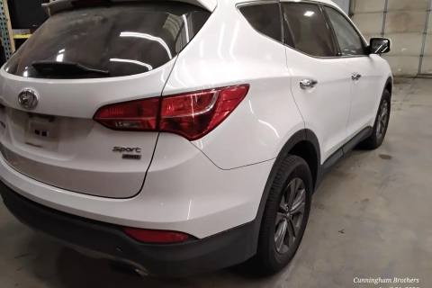 Photo of 2016 Hyundai Santa Fe