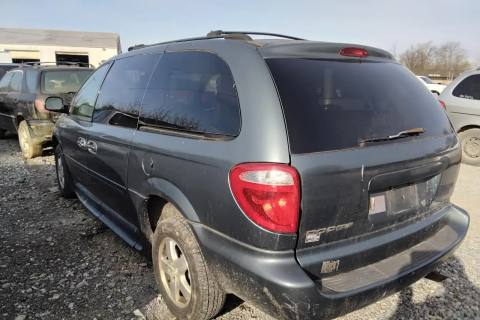 Photo of 2006 Dodge Caravan