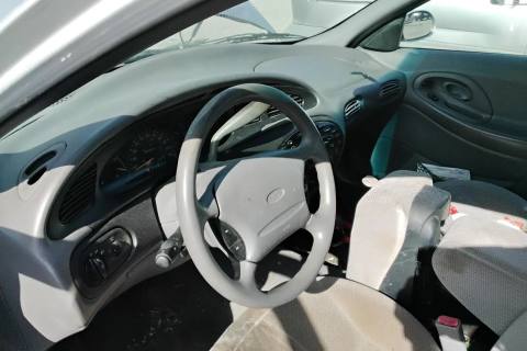 Photo of 1998 Ford Taurus