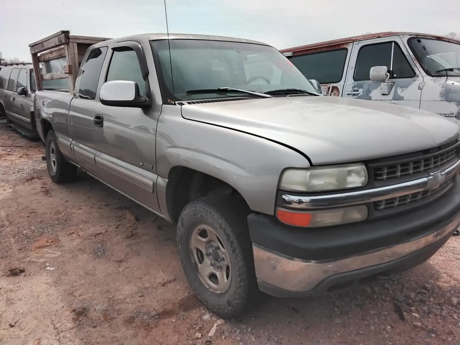 Photo of 2000 Chevrolet Silverado 1500 Pickup
