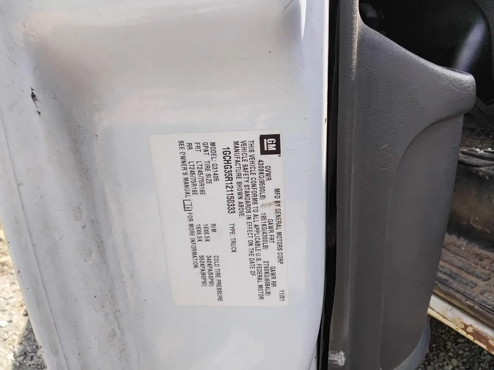 Photo of 2002 Chevrolet Express 3500 Van