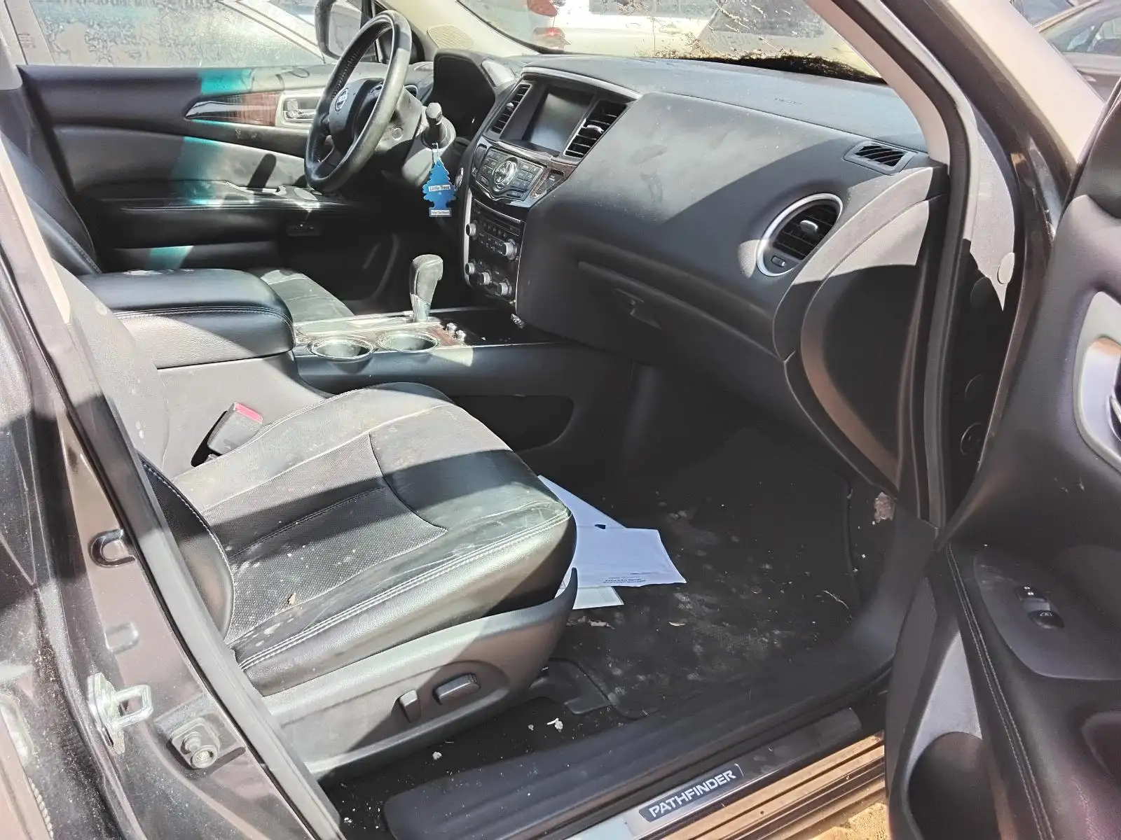 Photo of 2013 Nissan Pathfinder