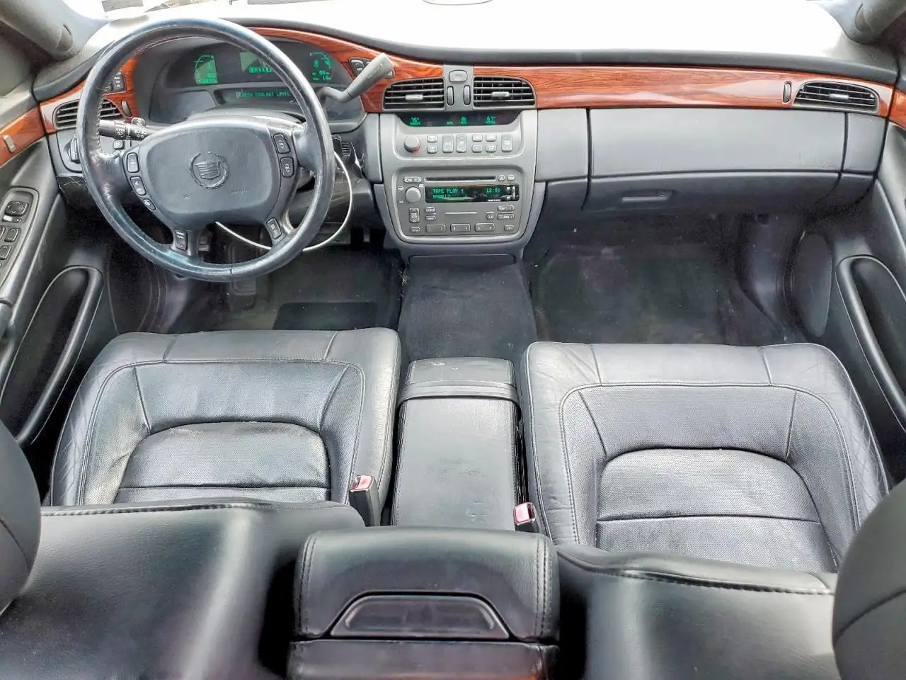 Photo of 2004 Cadillac Deville