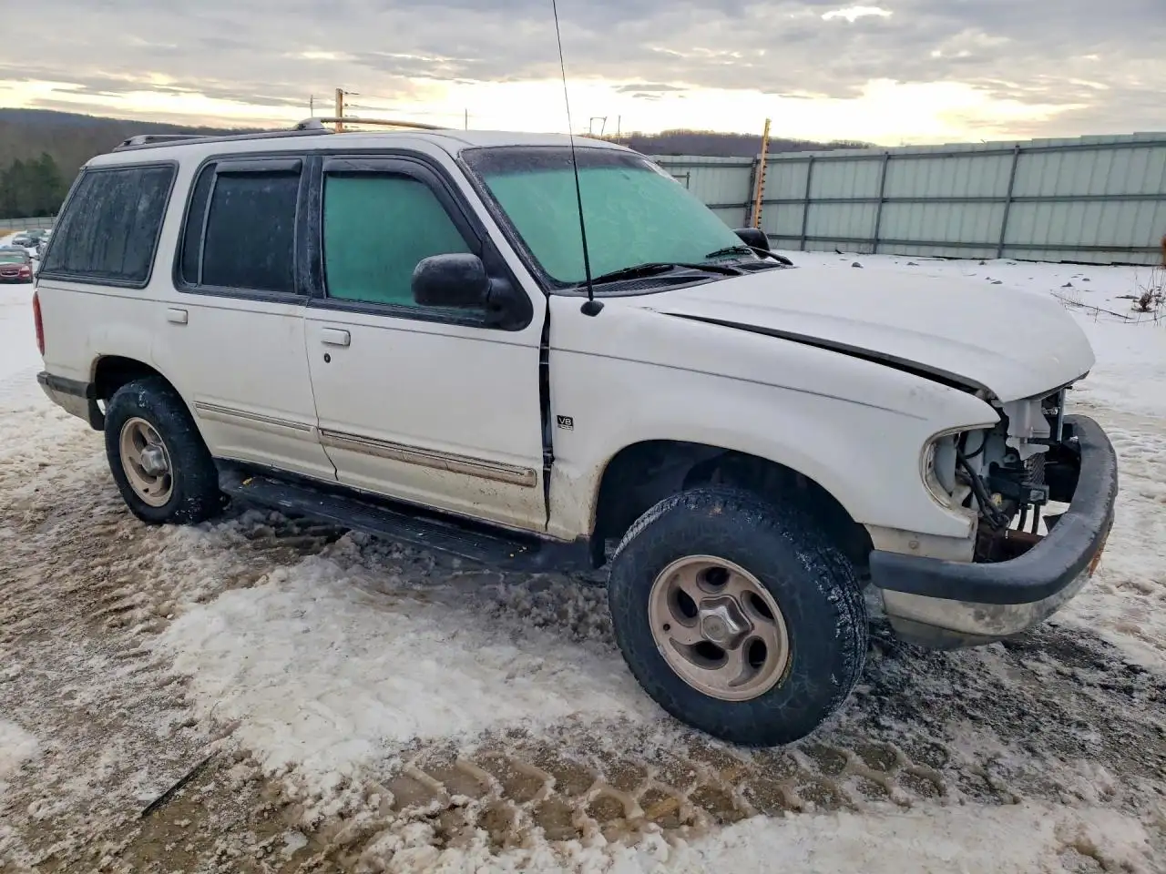 Photo of 1997 Ford Explorer