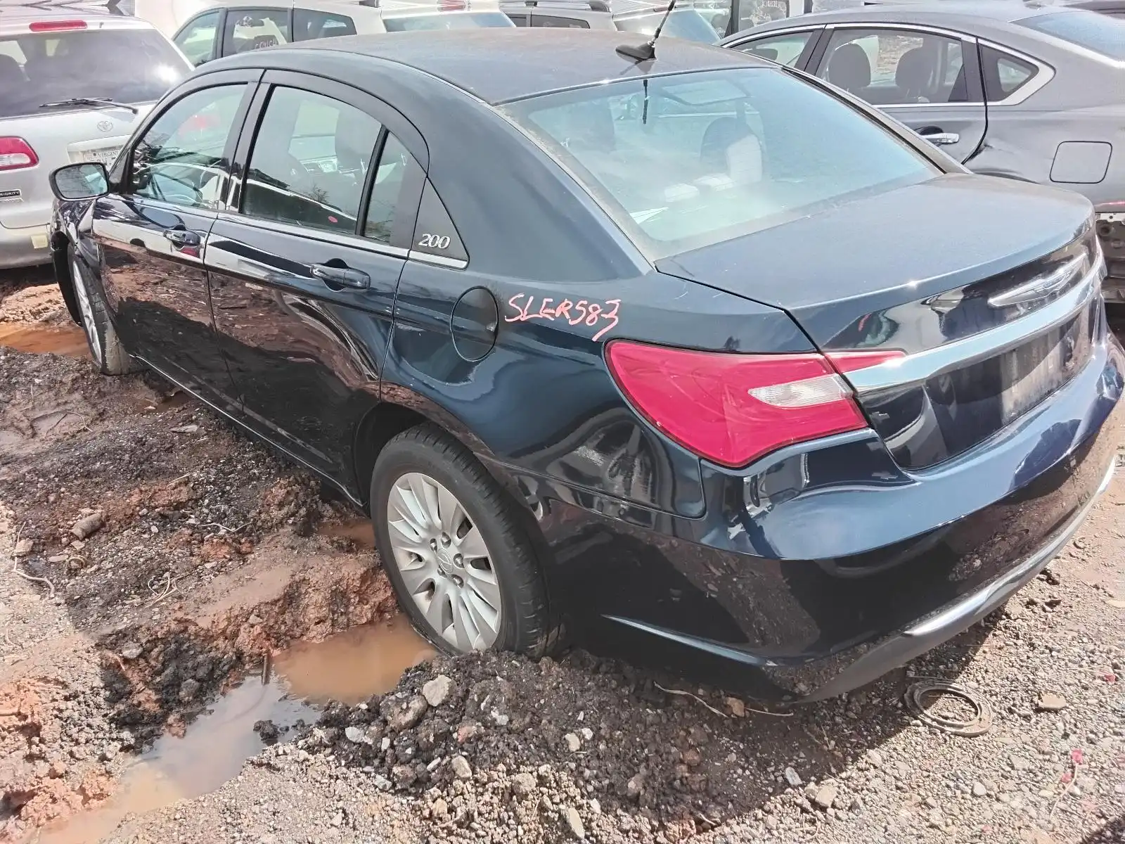 Photo of 2014 Chrysler 200