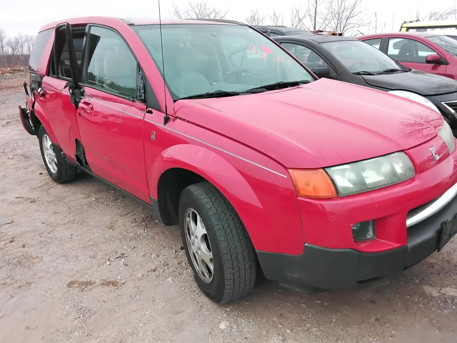 Photo of 2004 Saturn Vue
