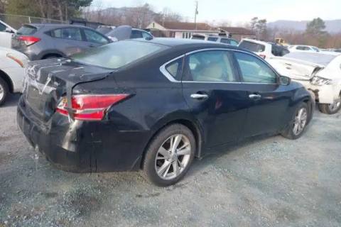 Photo of 2013 Nissan Altima