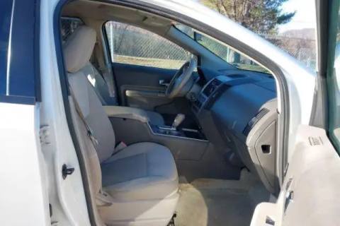 Photo of 2010 Ford Edge