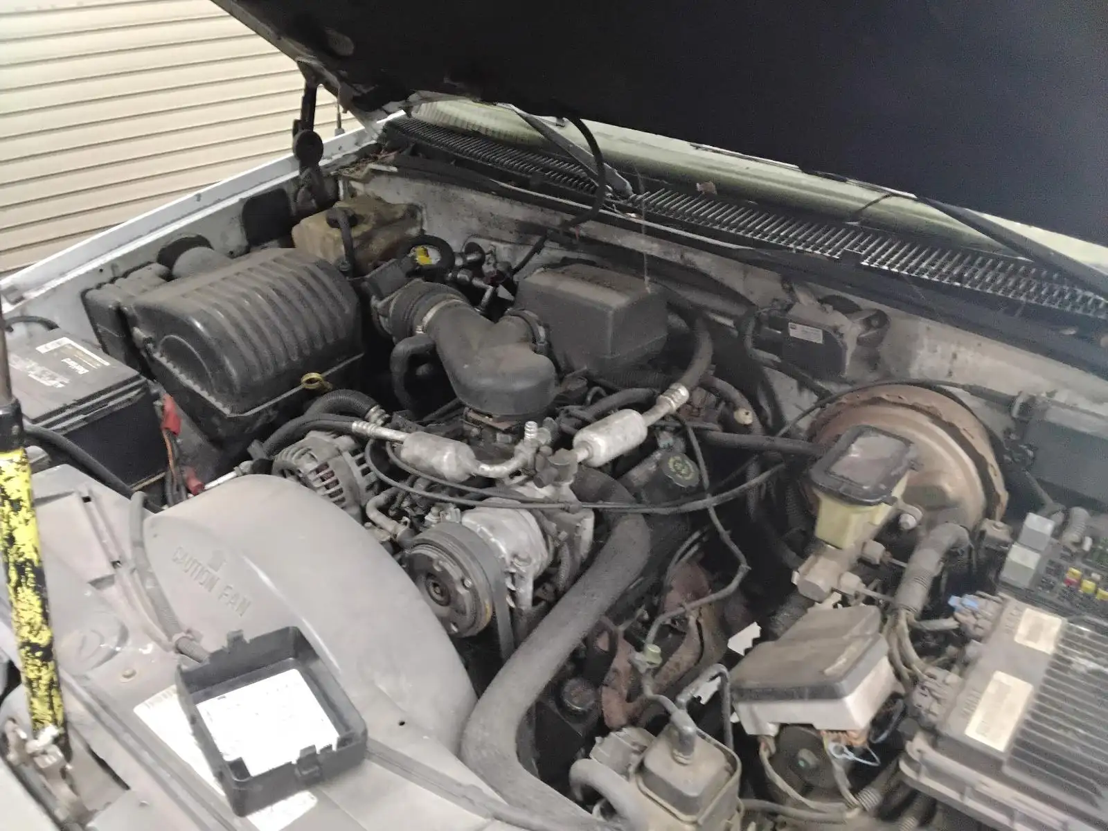 Photo of 1998 Chevrolet Suburban 1500