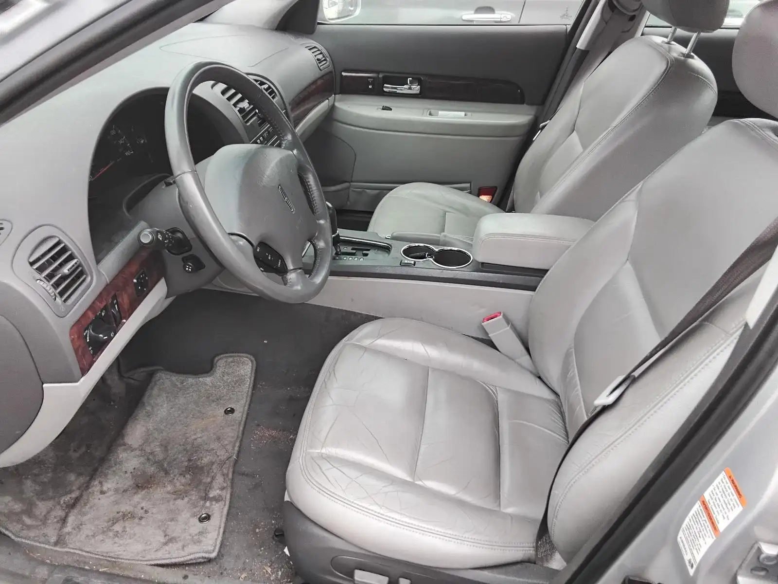 Photo of 2001 Lincoln Lincoln Ls
