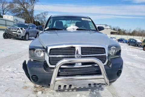 Photo of 2006 Dodge Dakota
