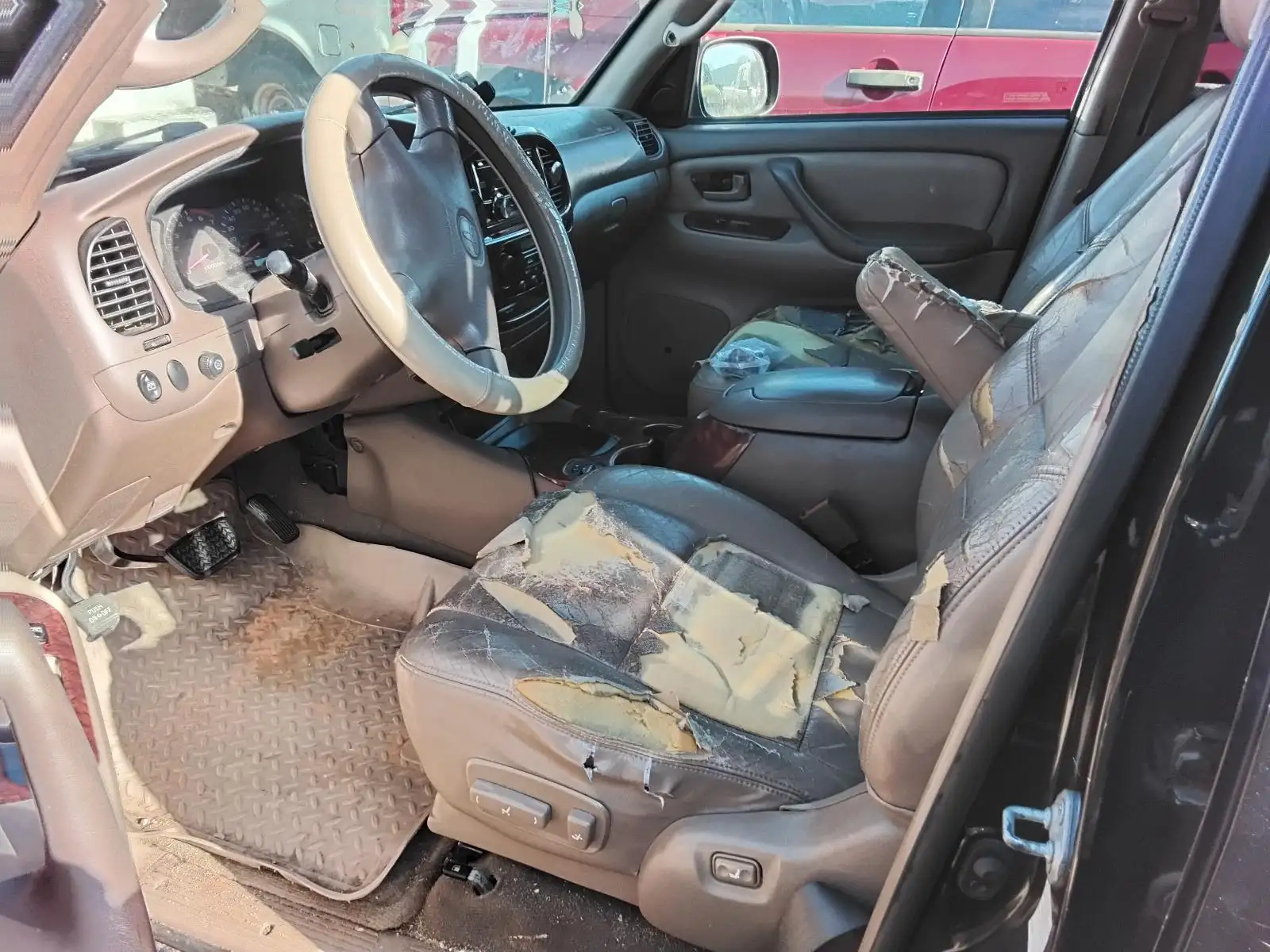 Photo of 2002 Toyota Sequoia