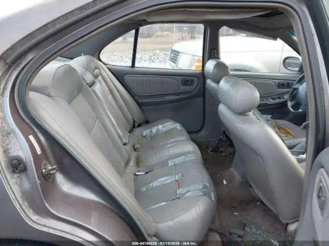 Photo of 1998 Nissan Altima