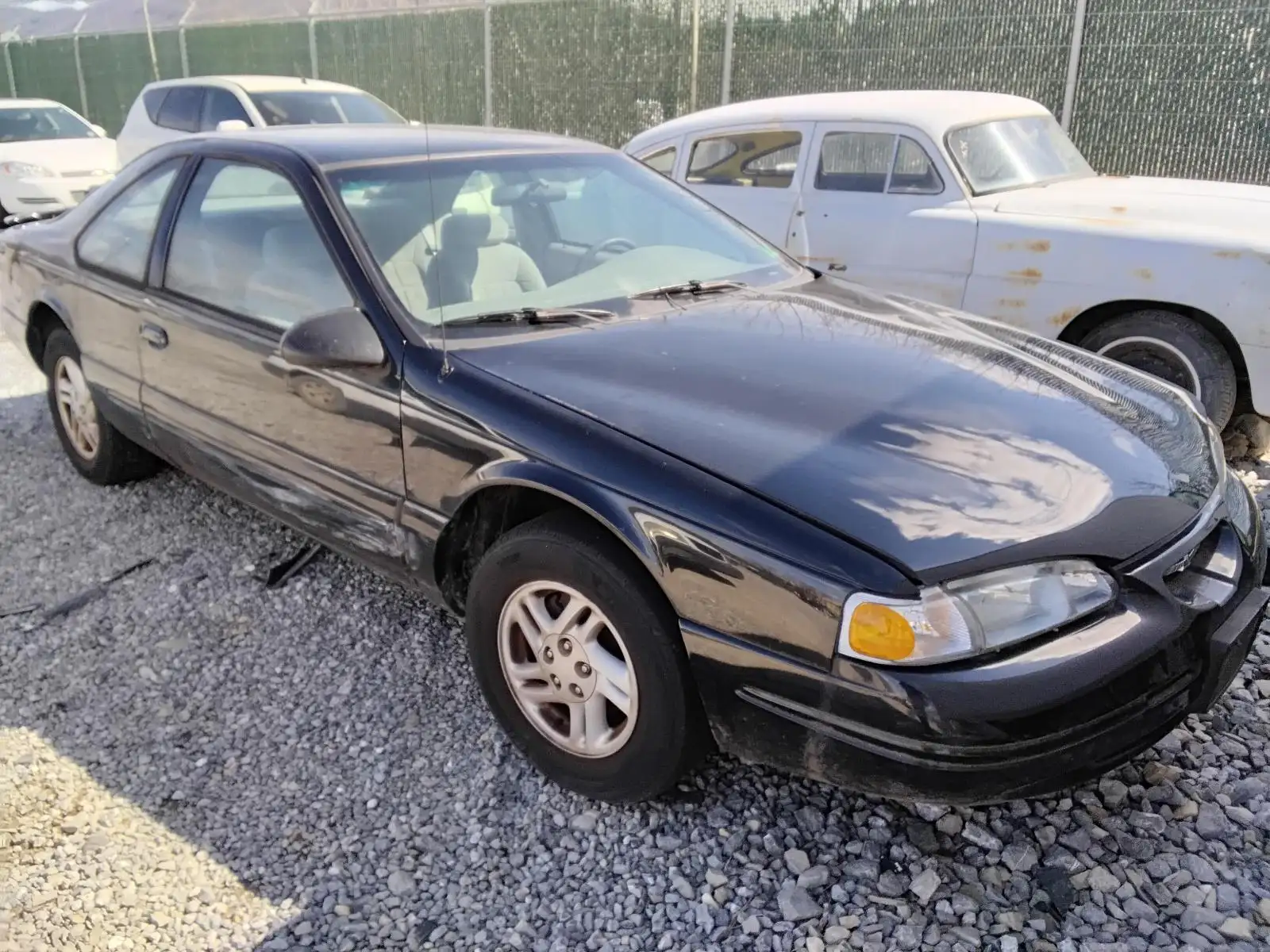 Photo of 1997 Ford Thunderbird