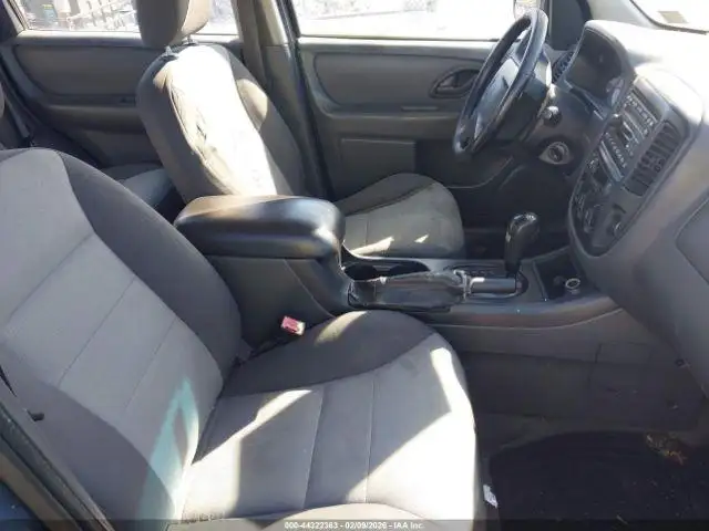 Photo of 2006 Ford Escape