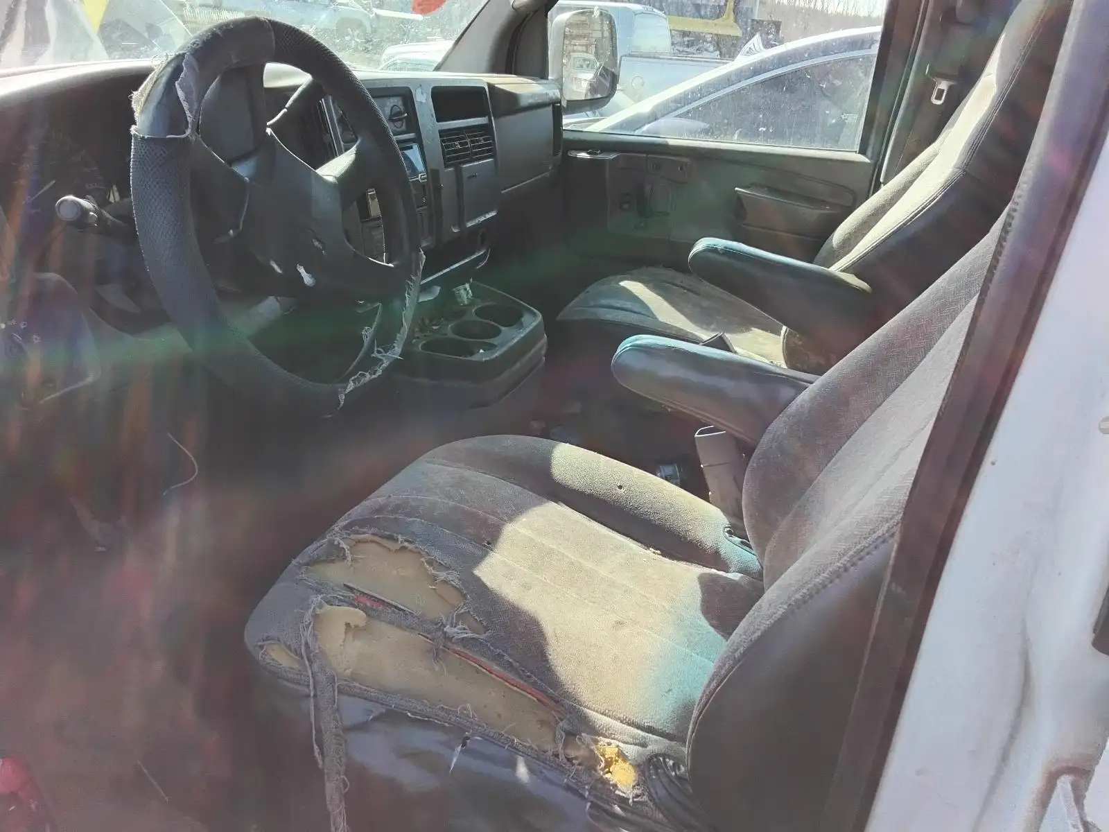 Photo of 2005 Chevrolet Express 3500 Van
