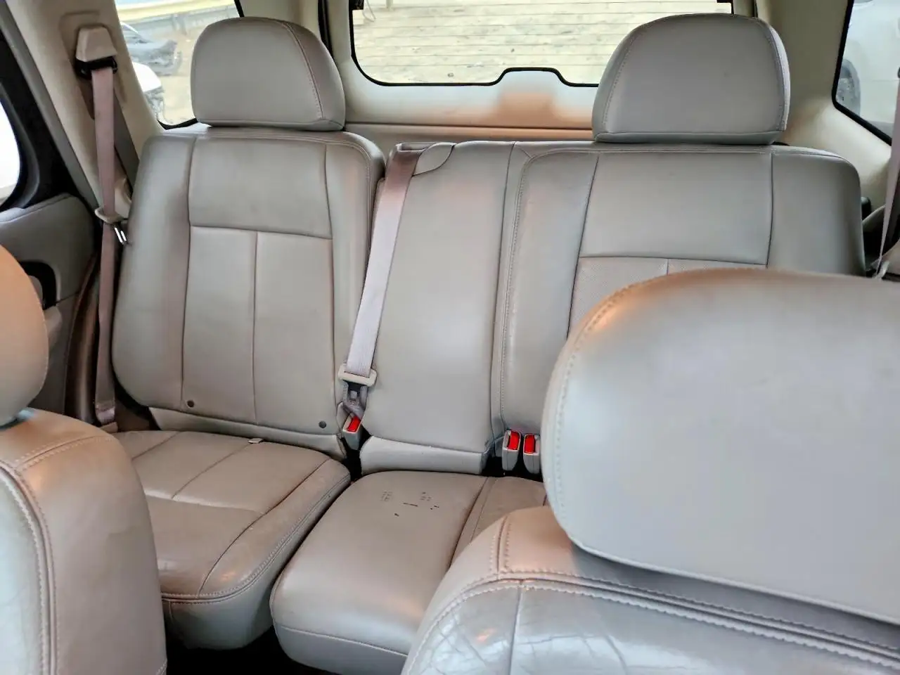 Photo of 2005 Buick Rainier