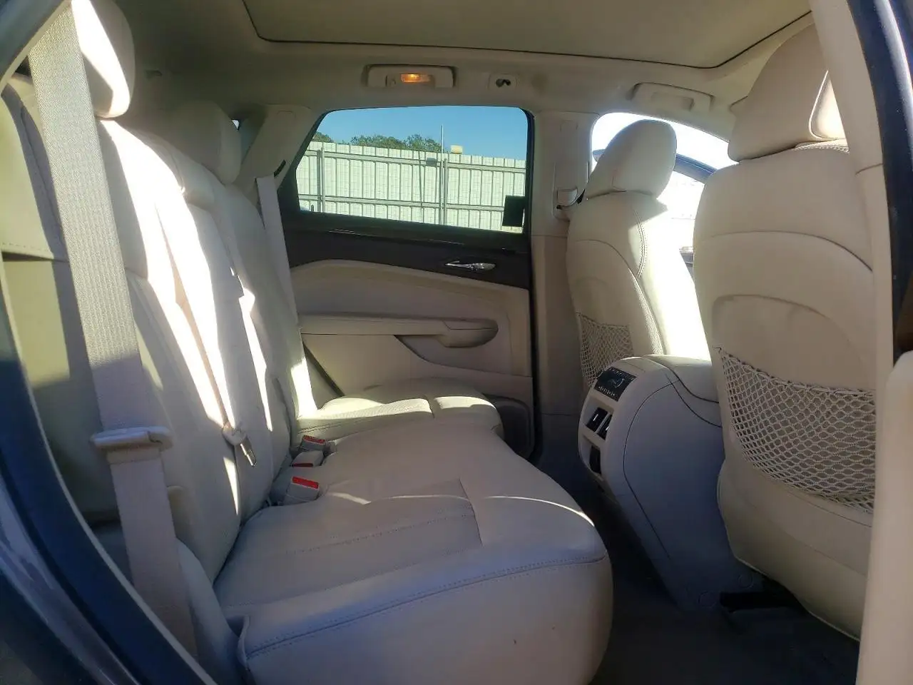 Photo of 2011 Cadillac Srx